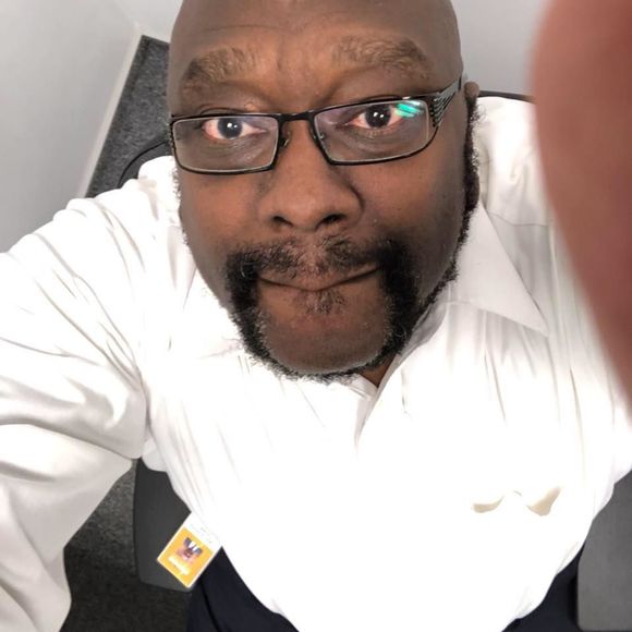 Meet your Posher, Clarence - Picture 1 of 1